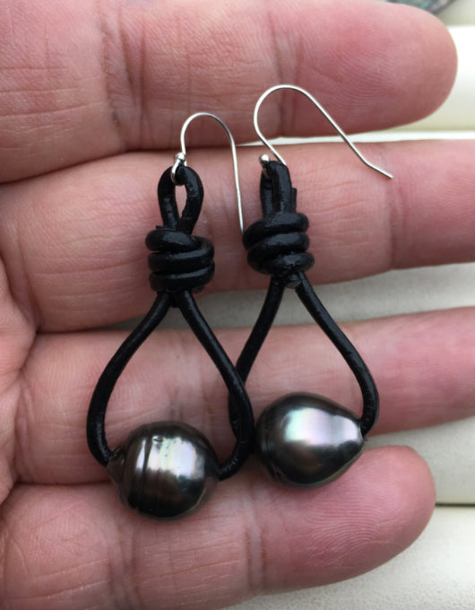 Big Green Black Real Tahitian Sea Pearl and Leather dangle Earrings- Real leather